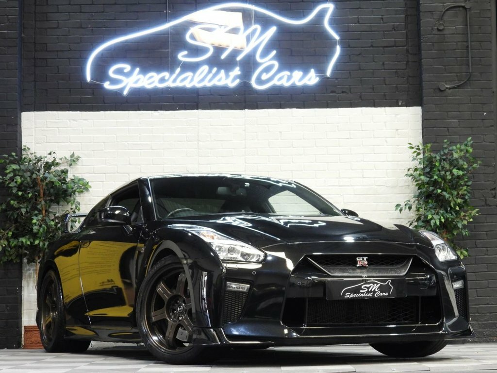 Nissan GT-R Prestige Black #1