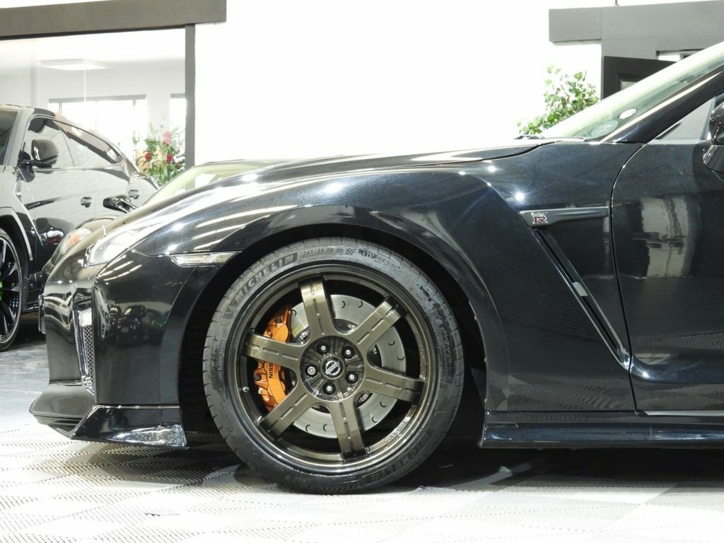 Nissan GT-R Prestige Black #17