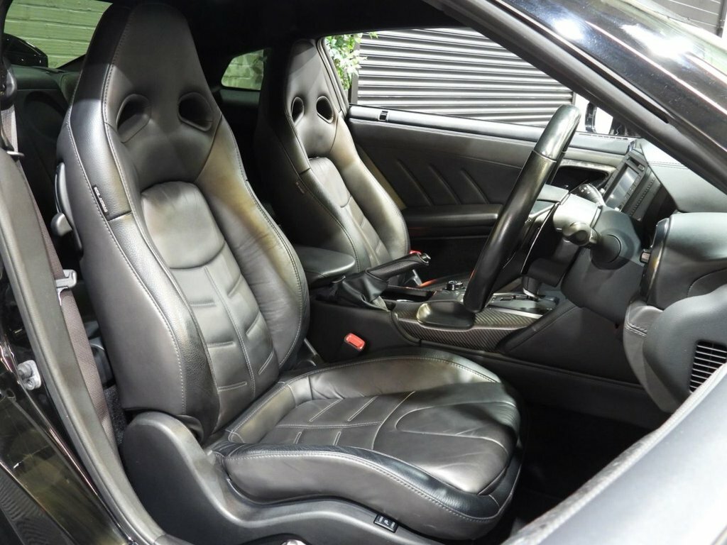 Nissan GT-R Prestige Black #38