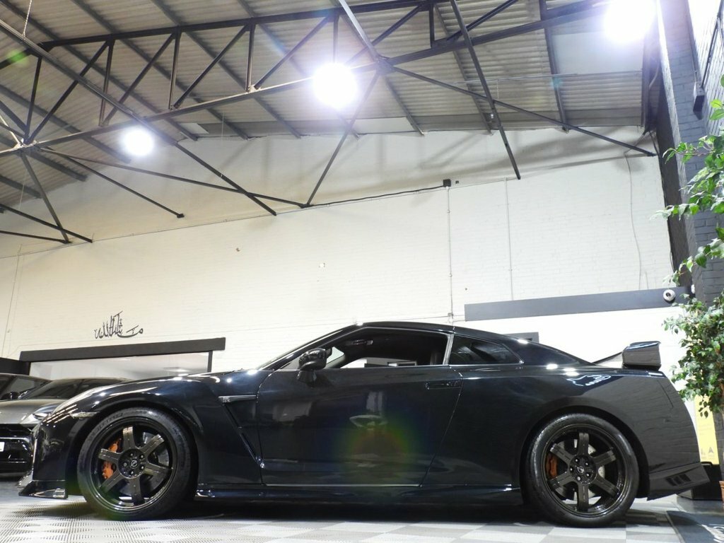 Nissan GT-R Prestige Black #16
