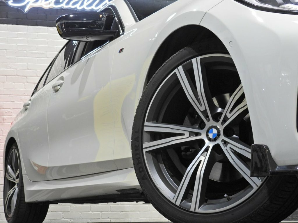 BMW 3 Series 2L M Sport GX20KMF White #4
