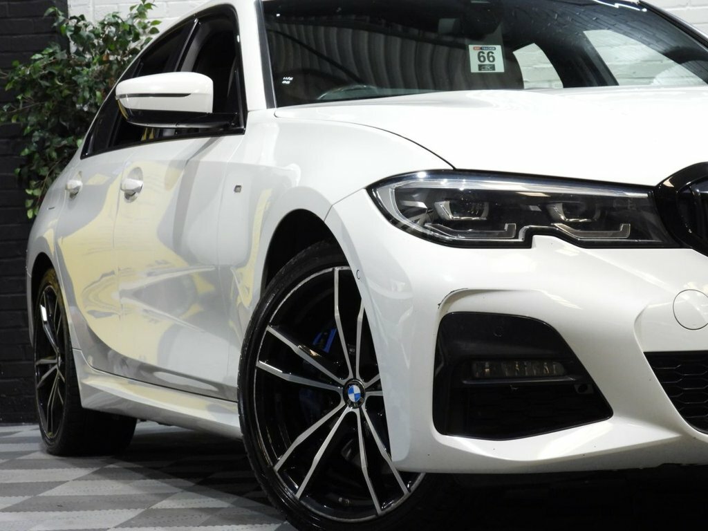 BMW 3 Series 2L M Sport YS70NVO White #4
