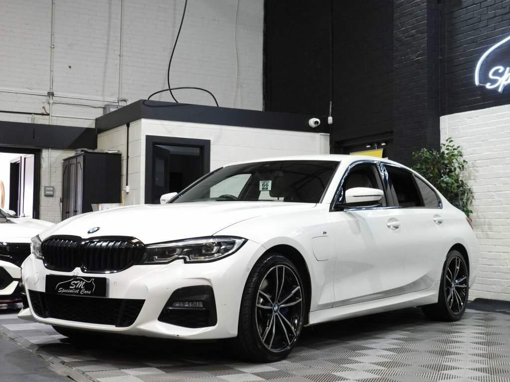 BMW 3 Series 2L M Sport YS70NVO White #6