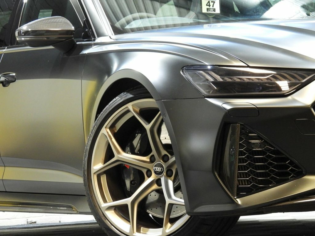 Audi RS6 Avant 4L Performance Carbon Vorsprung Black #2
