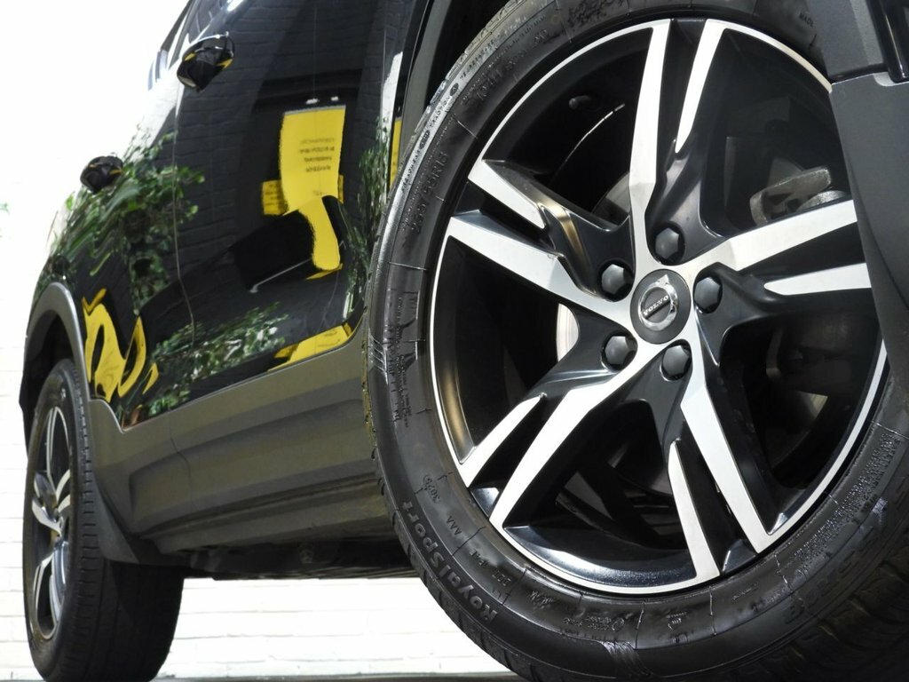 Volvo XC40 2L R-design KW68ZCK Black #5