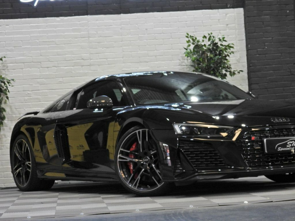 Audi R8 5.2L Performance Carbon Black Black #5