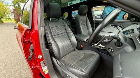 Land Rover Range Rover Evoque 2.0 Range Rover YR21EDT Red #6