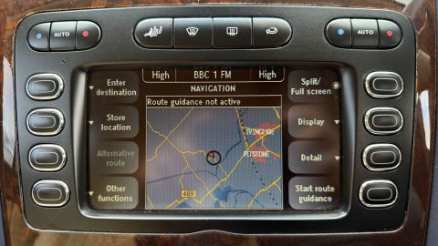 Bentley Flying Spur Saloon #19
