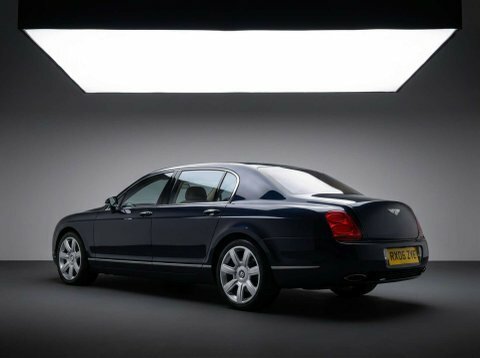 Bentley Flying Spur Saloon #11