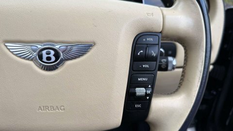 Bentley Flying Spur Saloon #31