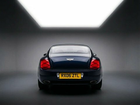 Bentley Flying Spur Saloon #13