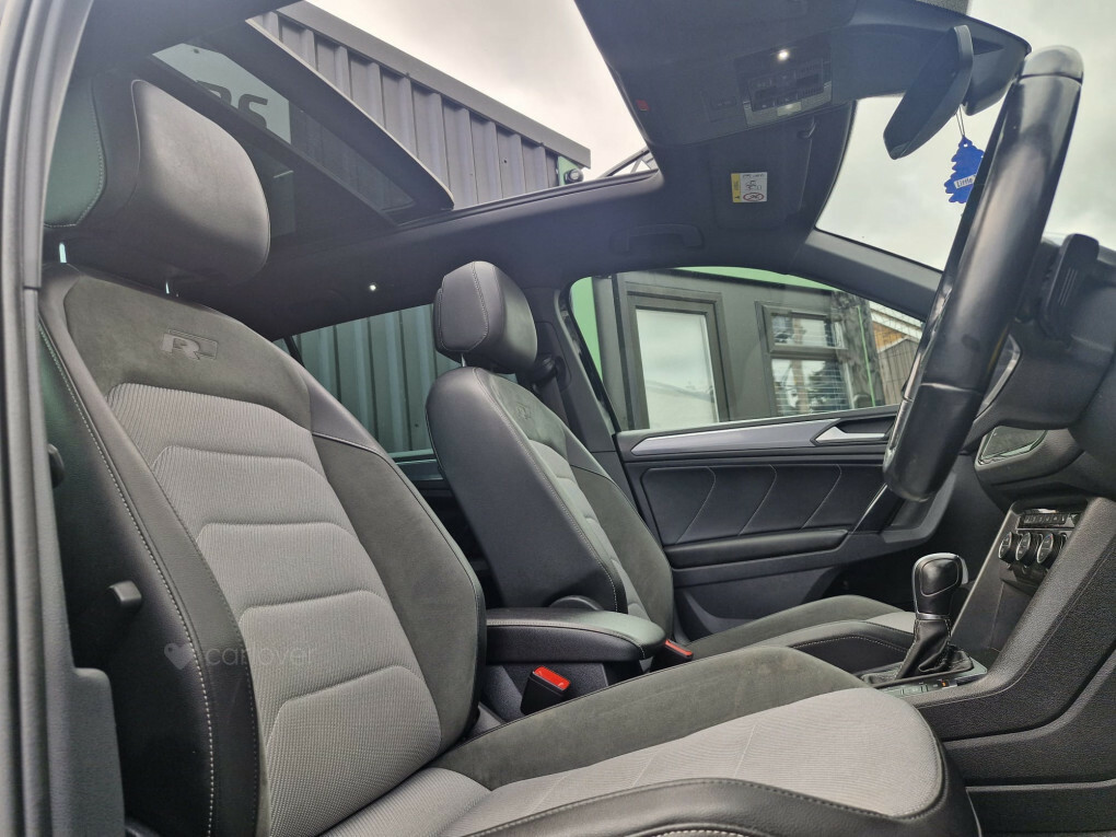 Volkswagen Tiguan R-line Tdi 4Motion CV68VNT  #5