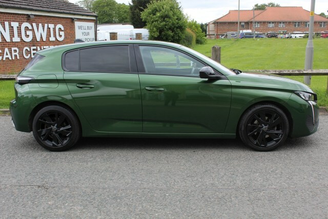 Peugeot 308 Allure Premium VN22VLM Green #2