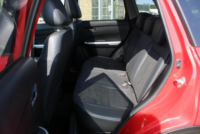 Suzuki Grand Vitara Kuro White #13