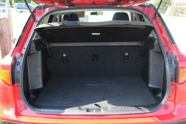 Suzuki Grand Vitara Kuro White #12