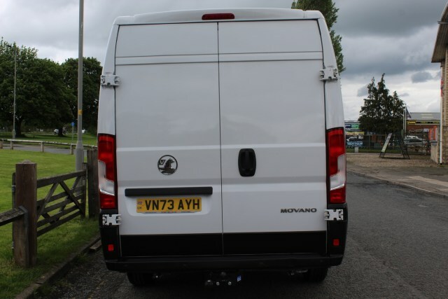 Vauxhall Movano L4h2 F3500 Heavy Prime VN73AYH White #4