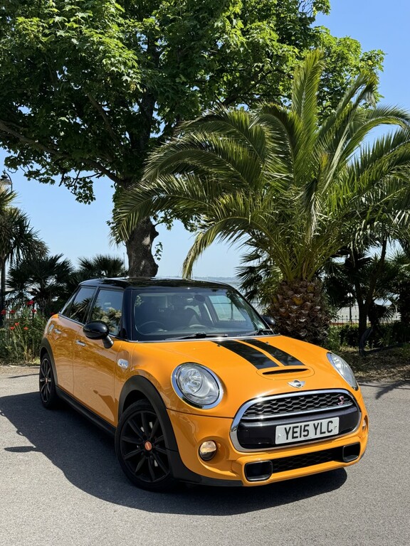 Mini Hatch 2.0 5-Door Hatch Cooper S Orange