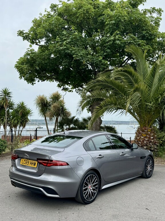 Jaguar XE 2.0 D180 R-dynamic S LC69HHW Grey #2