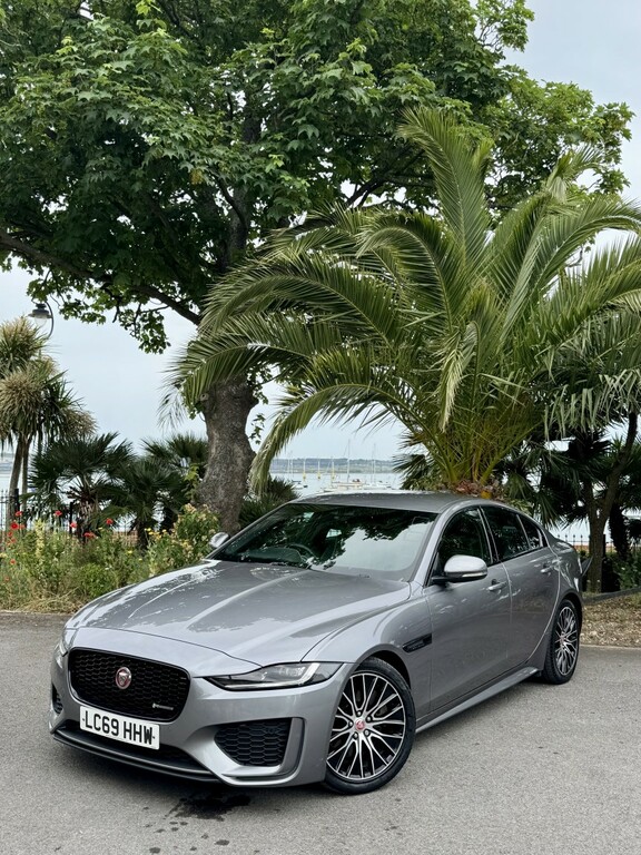 Jaguar XE 2.0 D180 R-dynamic S LC69HHW Grey #5