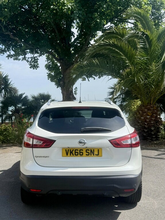Nissan Qashqai 1.5 Dci Tekna VK66SNJ White #4