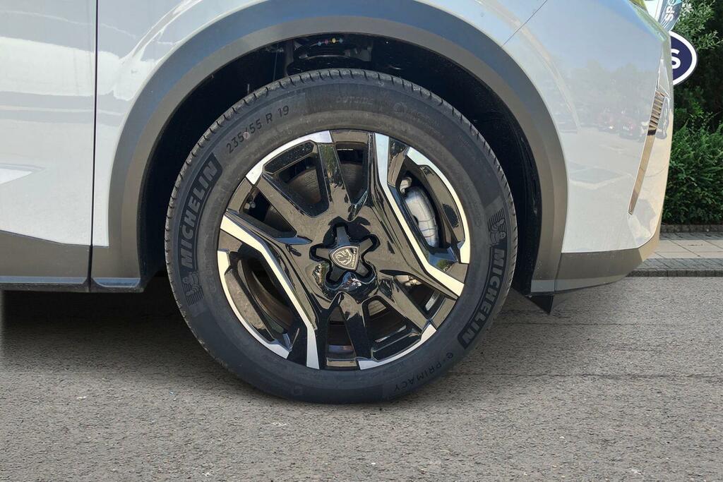 Peugeot 3008 73Kwh Allure White #5