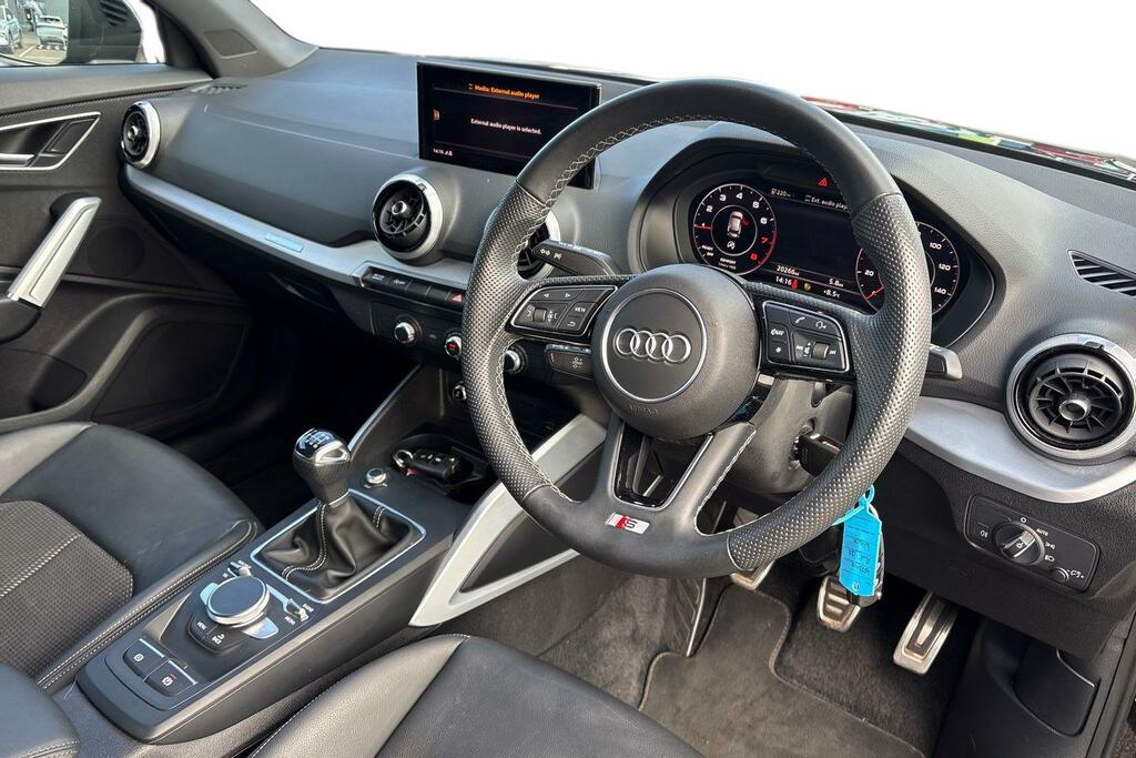 Audi Q2 1.0 Tfsi 30 S Line Euro 6 Ss HF73VVO Black #6