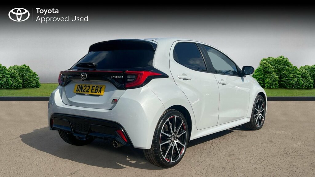 Toyota Yaris 1.5 Vvt-h Gr Sport E-cvt Euro 6 Ss DN22EBX Grey #2