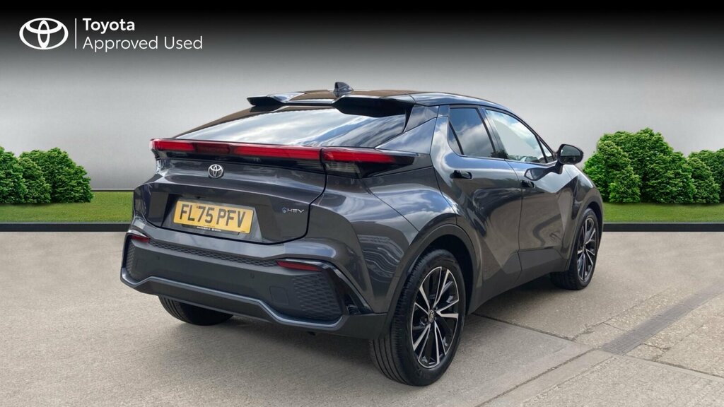 Toyota C-Hr 1.8 Vvt-h Excel Cvt Euro 6 Ss FL75PFV Grey #2