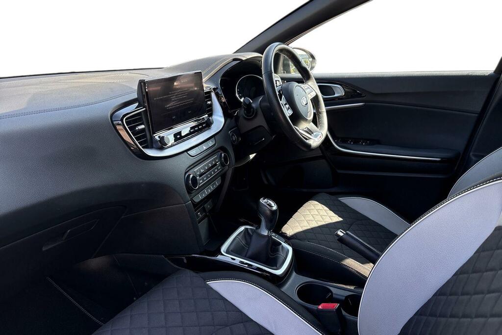 Kia Ceed 1.5 T-gdi Isg Gt-line Silver #2