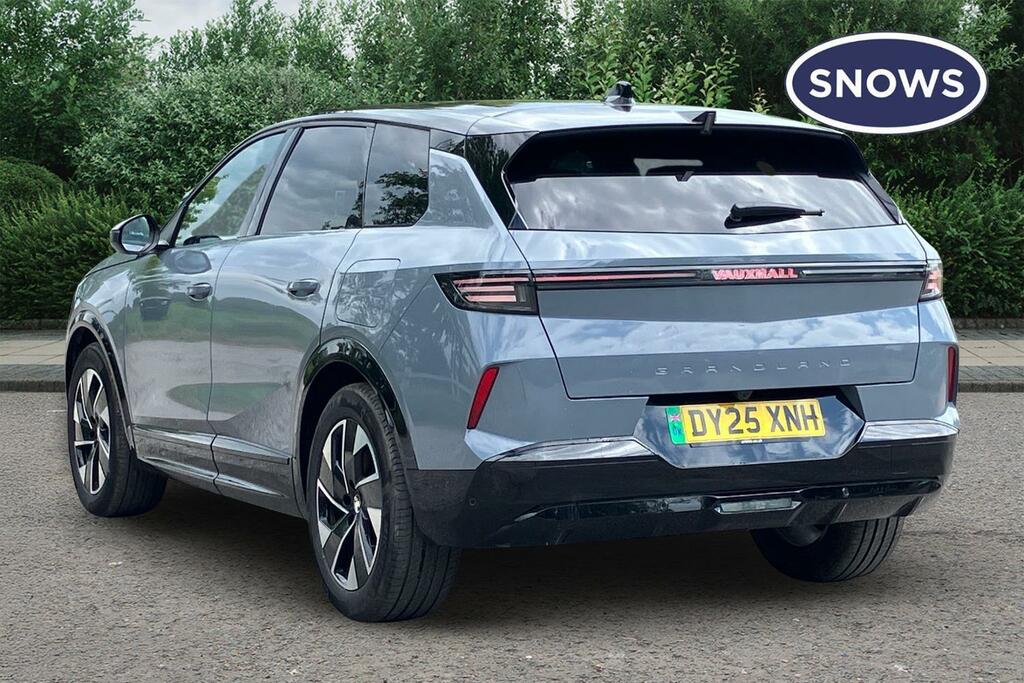 Vauxhall Grandland 73Kwh Gs DY25XNH Grey #3