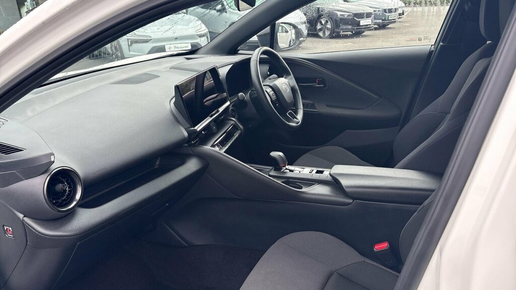 Toyota C-Hr 2.0 Vvt 13.6Kwh Design Cvt Euro 6 Ss FP74ZFO White #5