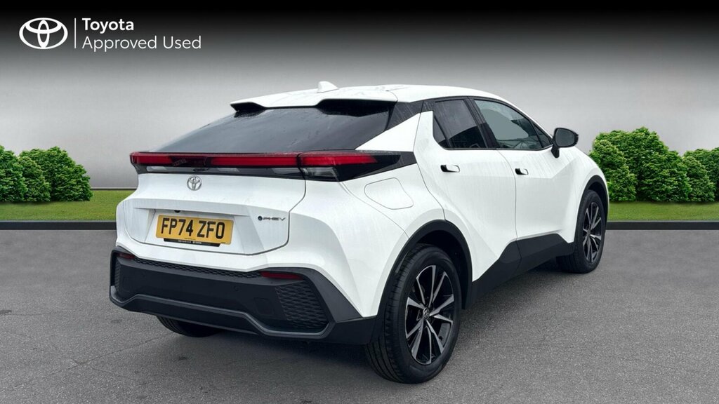 Toyota C-Hr 2.0 Vvt 13.6Kwh Design Cvt Euro 6 Ss FP74ZFO White #2