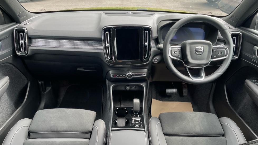 Volvo XC40 Plus, B4 Mild Hybrid, Dark SY25VBN Black #5