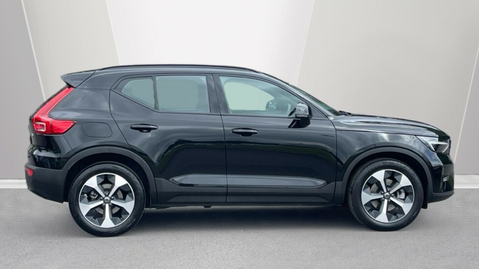 Volvo XC40 Plus, B4 Mild Hybrid, Dark SY25VBN Black #3
