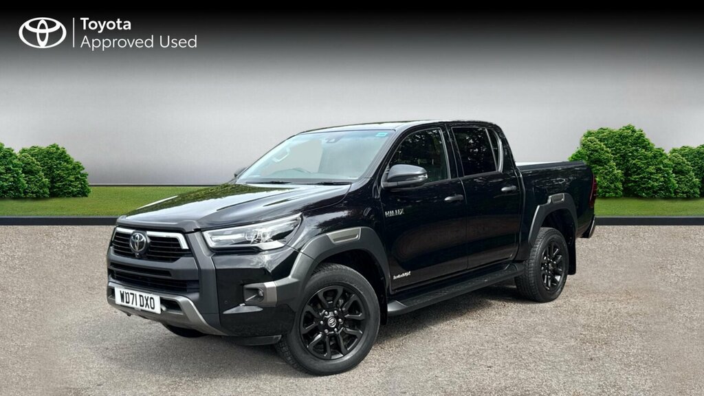 Toyota HILUX 2.8 D-4d Invincible X Pickup Double Cab Black #5