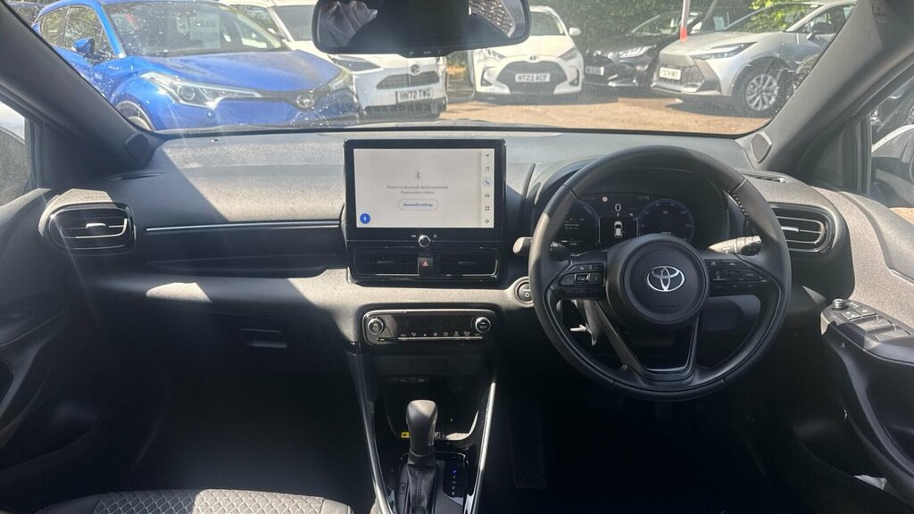 Toyota Yaris 1.5 Vvt-h Excel E-cvt Euro 6 Ss HN75BNK Silver #6