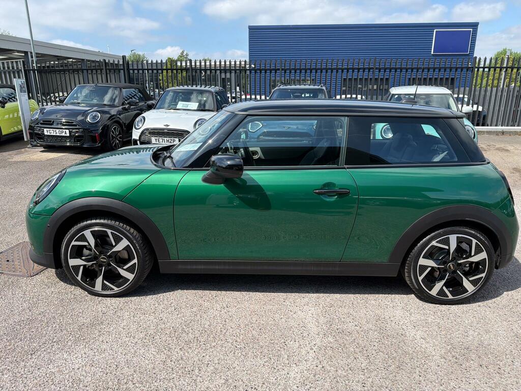 Mini Hatch 1.5C Exclusive Steptronic Euro 6 Ss YG75RPX Green #4