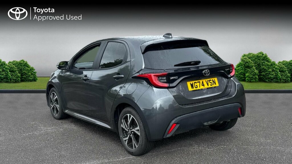 Toyota Yaris 1.5 Vvt-h Design E-cvt Euro 6 Ss WG74VSN Grey #4