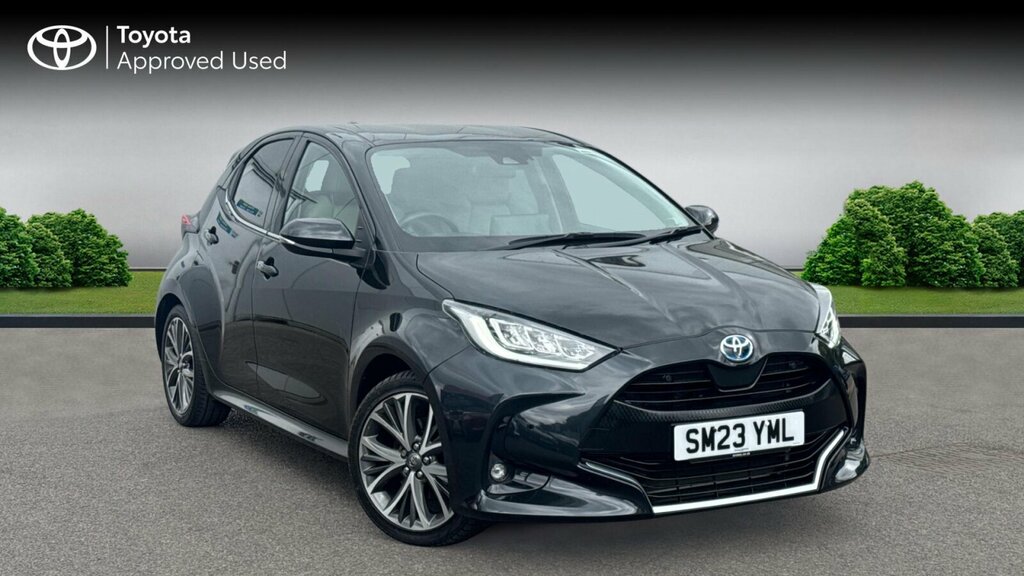 Toyota Yaris 1.5 Vvt-h Excel E-cvt Euro 6 Ss Black