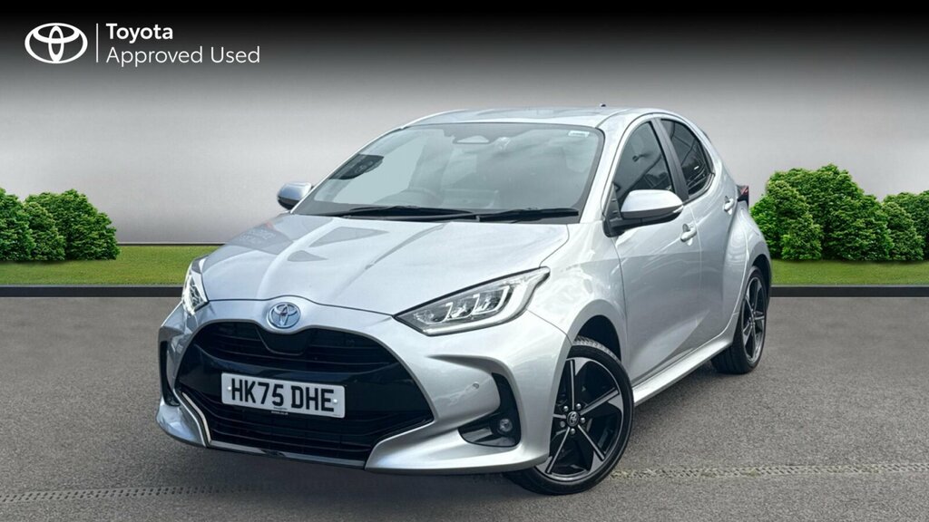 Toyota Yaris 1.5 Vvt-h Excel E-cvt Euro 6 Ss HK75DHE Silver #3