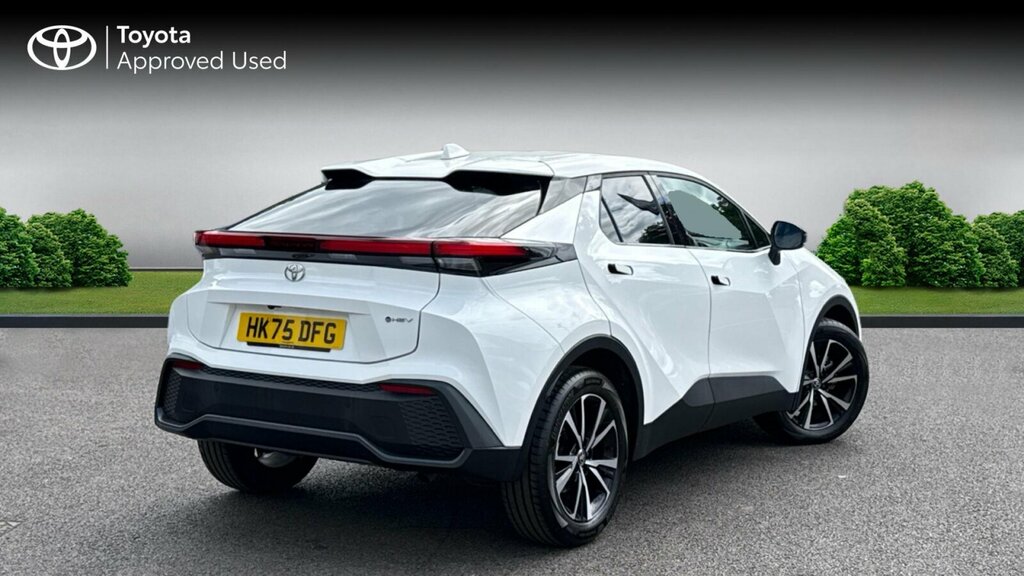 Toyota C-Hr 1.8 Vvt-h Design Cvt Euro 6 Ss HK75DFG White #2