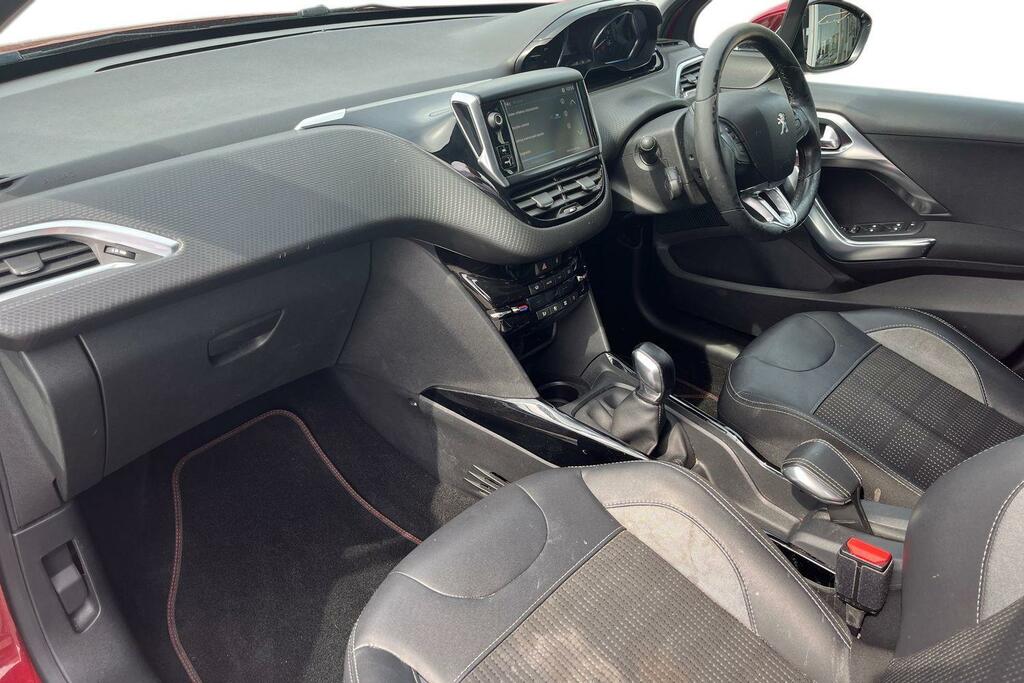 Peugeot 2008 1.2 Puretech Allure Euro 6 Ss KN19FYA Red #2