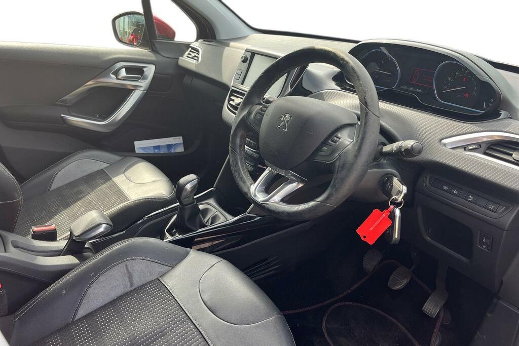 Peugeot 2008 1.2 Puretech Allure Euro 6 Ss KN19FYA Red #6