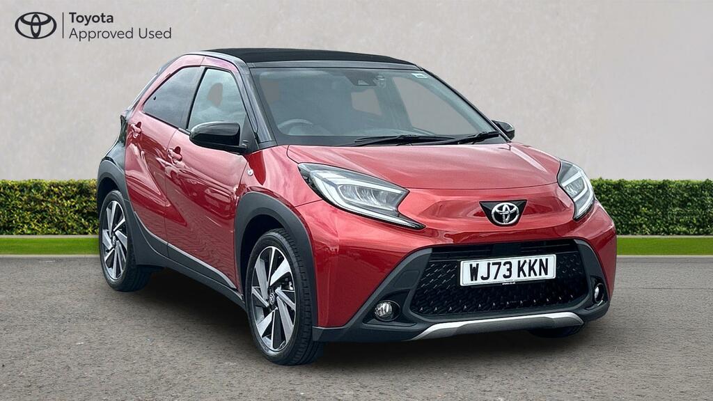 Toyota Aygo X 1.0 Vvt-i Exclusive X-shift Euro 6 Ss Red