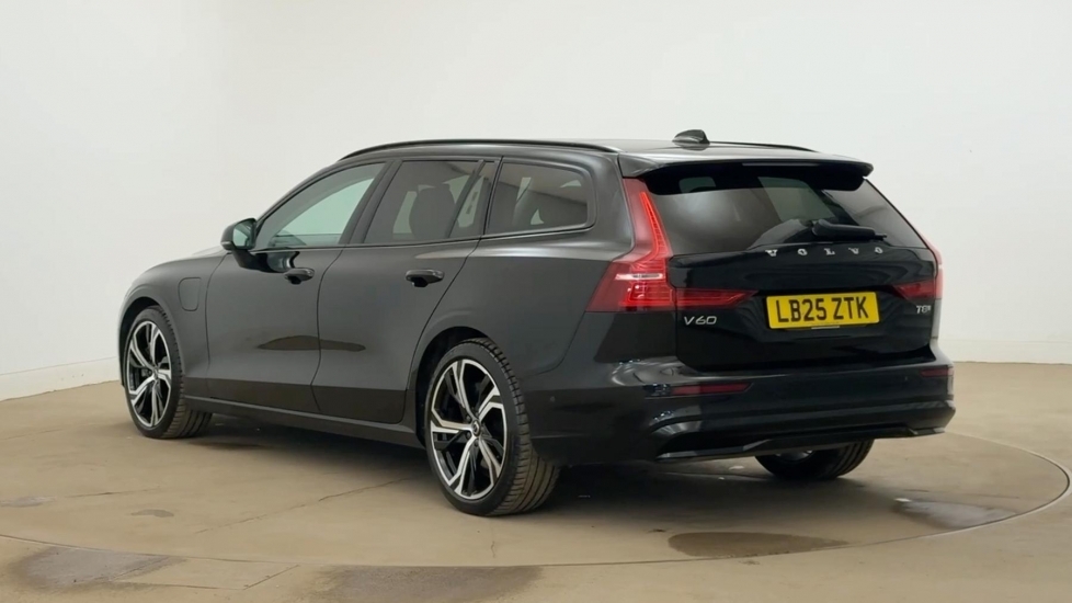 Volvo V60 Ultra, T8 Awd Plug-in Hybrid, Dar LB25ZTK Black #5