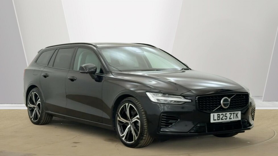 Volvo V60 Ultra, T8 Awd Plug-in Hybrid, Dar Black