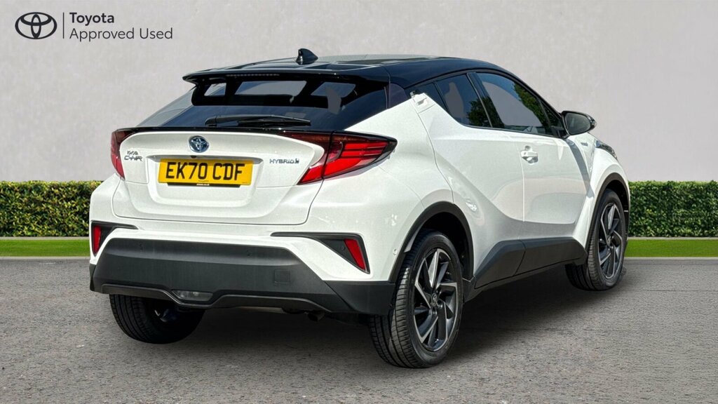 Toyota C-Hr 1.8 Vvt-h Dynamic Cvt Euro 6 Ss White #2