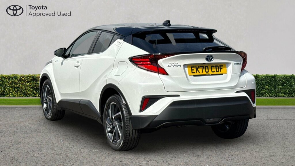 Toyota C-Hr 1.8 Vvt-h Dynamic Cvt Euro 6 Ss White #4