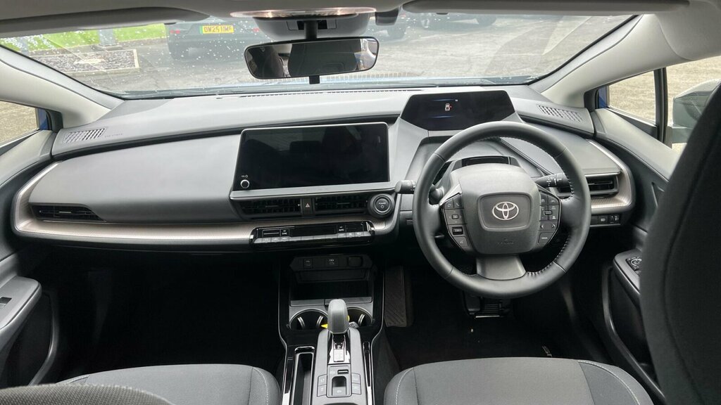 Toyota Prius 2.0 13.6Kwh Design Cvt Euro 6 Ss WF75DFO #6