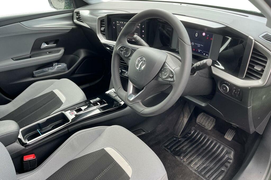 Vauxhall Mokka-e 50Kwh Design FV74GPX Green #6